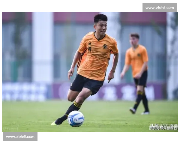 留洋小将刘锦程西海岸试训获好评,中场新星崭露头角 留洋小将刘锦程西海岸试训获好评,中场新星崭露头角